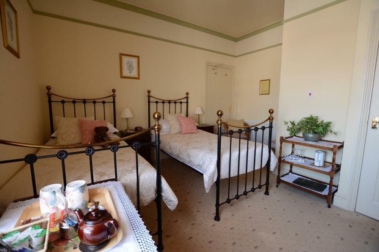 Kenella House Panzió Minehead Kültér fotó